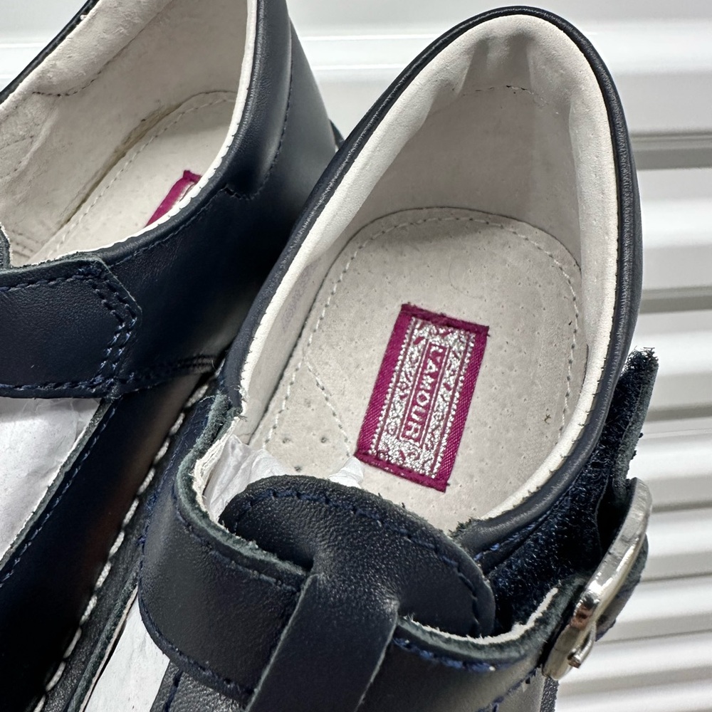 L'Amour Joy Navy T‑Bar Leather Kids Shoes with Buckle - NEW - Picture 5 of 6